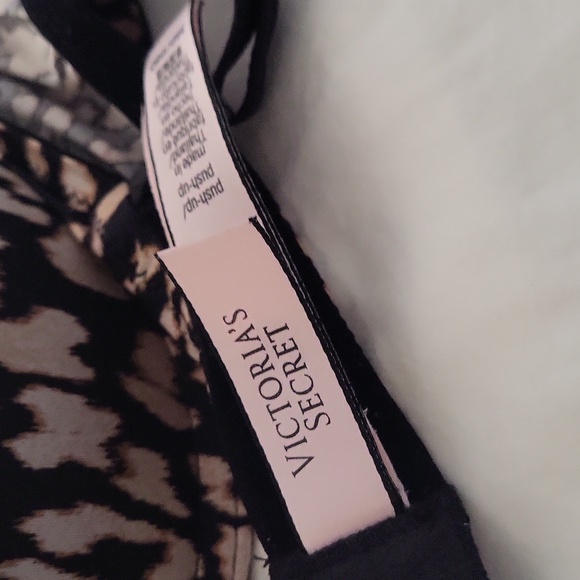 Bra - Picture 2 of 4